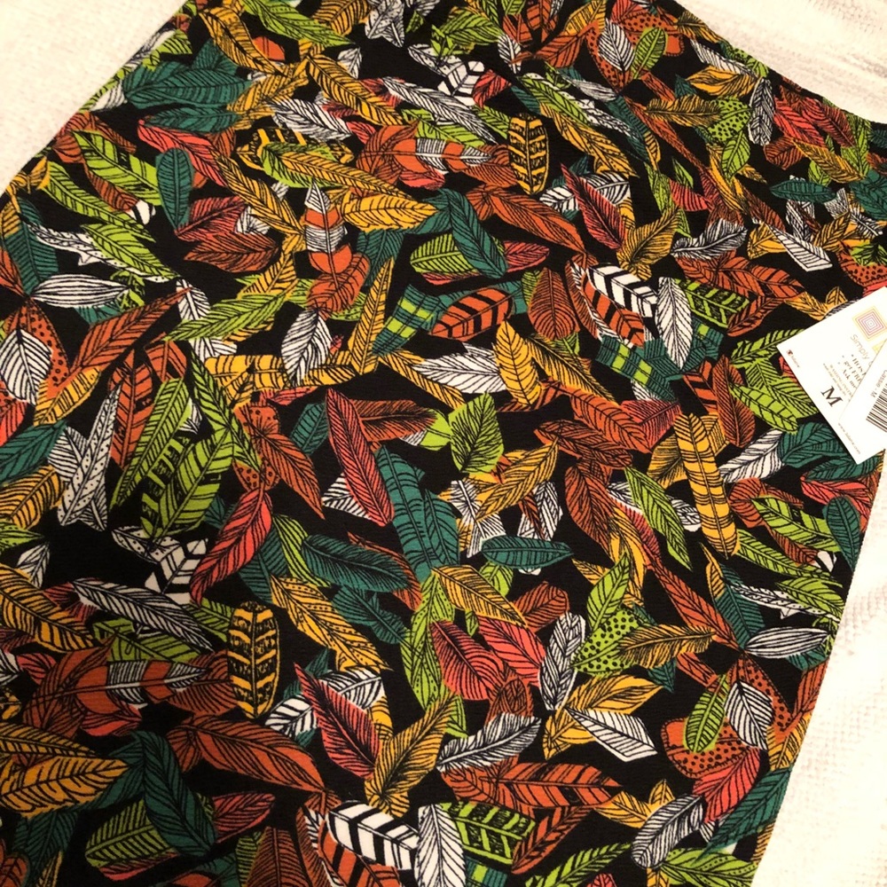 M Cassie LuLaRoe